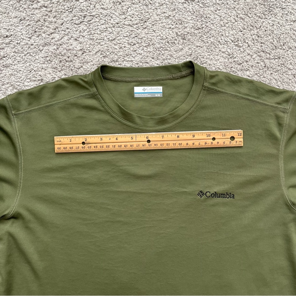 Columbia Men's Olive Green Omni-Wick Short Sleeve Tee - Picture 8 of 16